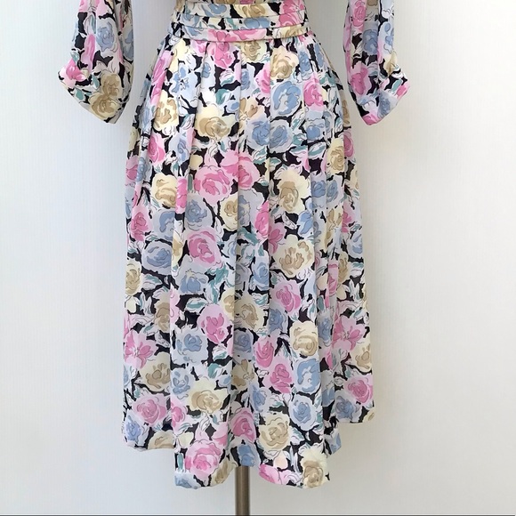 Vintage 80’s black & pastel roses floral secretary dress - Picture 6 of 9
